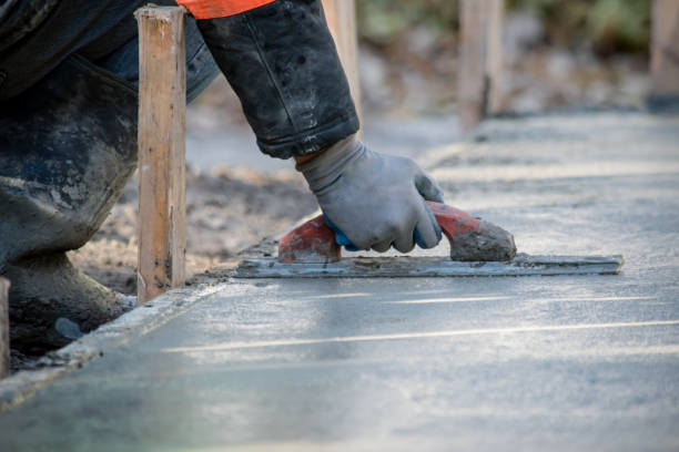 Best Custom Concrete Contractor  in Vaville, CA